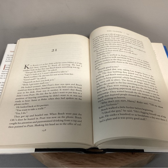 “2/$10” - The Closers - Michael Connelly - Hardback / Hardcover Edition - Nice - Picture 6 of 10